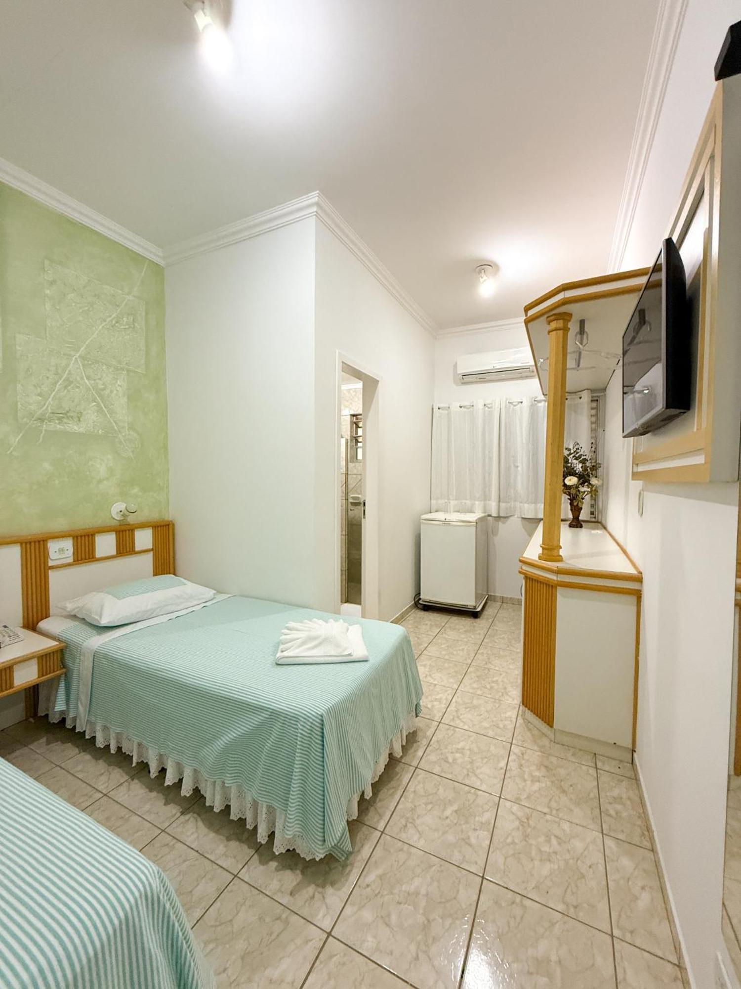 Grande Hotel Paranavaí Værelse billede